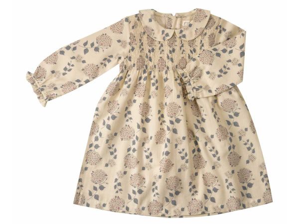 Pigeon Kleid mit Smockpasse Hortensien
