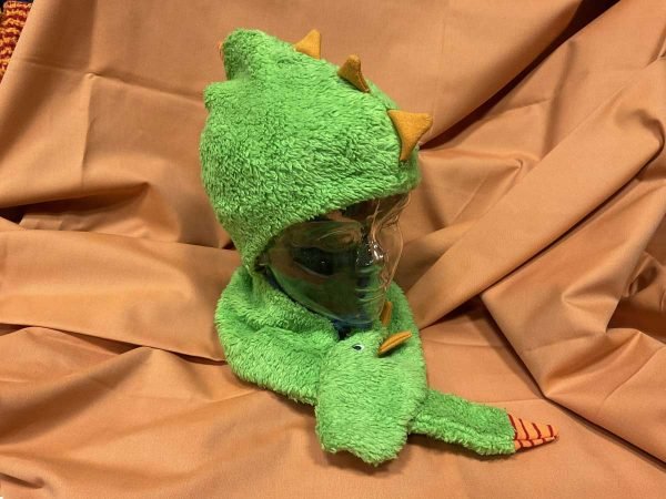 Babs Mommertz Mütze Drache hellgrün