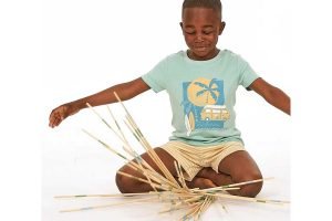 SENSE ORGANICS Kurzer Kinderschlafanzug Modell KAFKA mit Retro Bus Druck