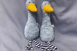 BABS MOMMERTZ Gans Martin blau